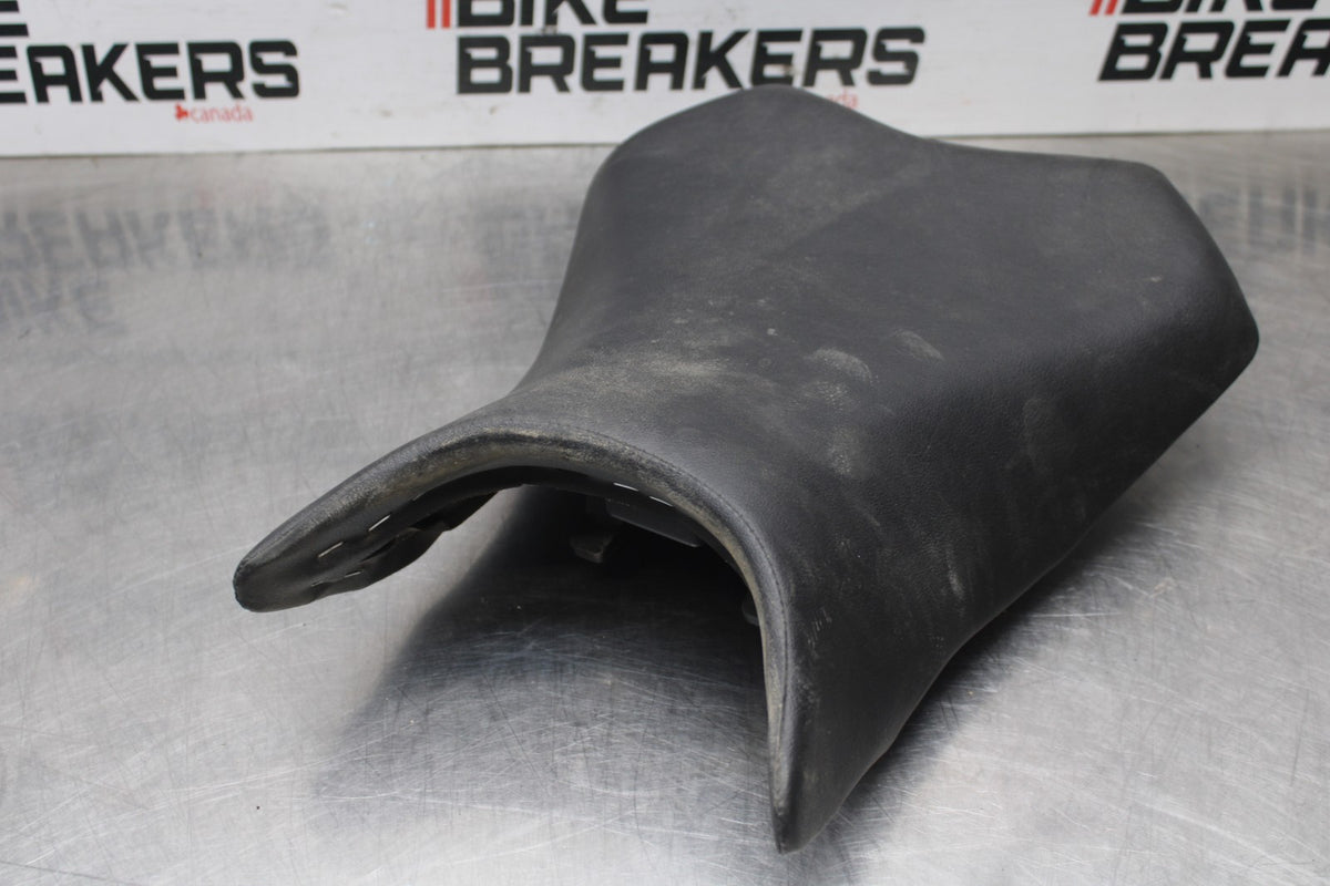 24 KAWASAKI NINJA 500 ABS FRONT DRIVERS SEAT PAD SADDLE PILLION BB818