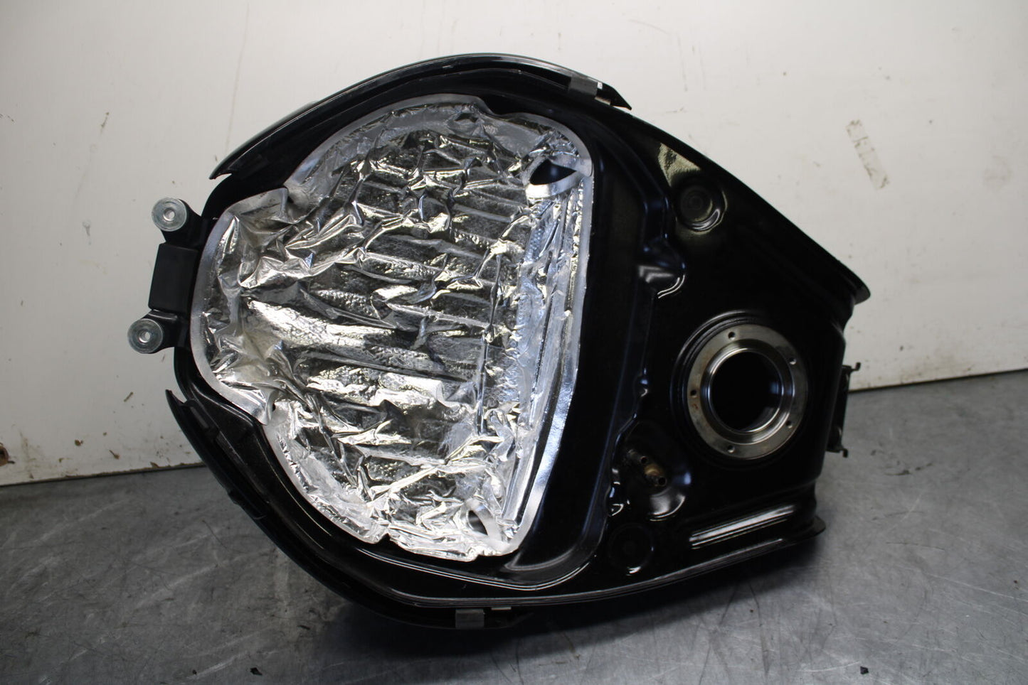 11-24 SUZUKI GSXR750 GAS TANK FUEL CELL PETROL RESERVOIR BB714