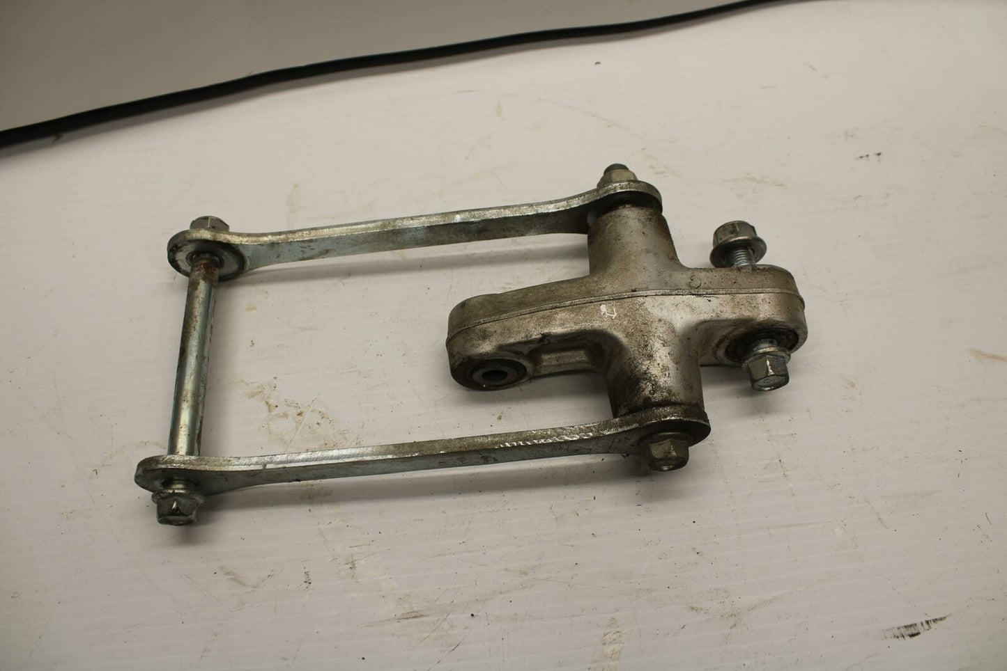 13-16 SUZUKI BANDIT 1250S ABS REAR DOGBONE SHOCK LINKAGE LINK BB238