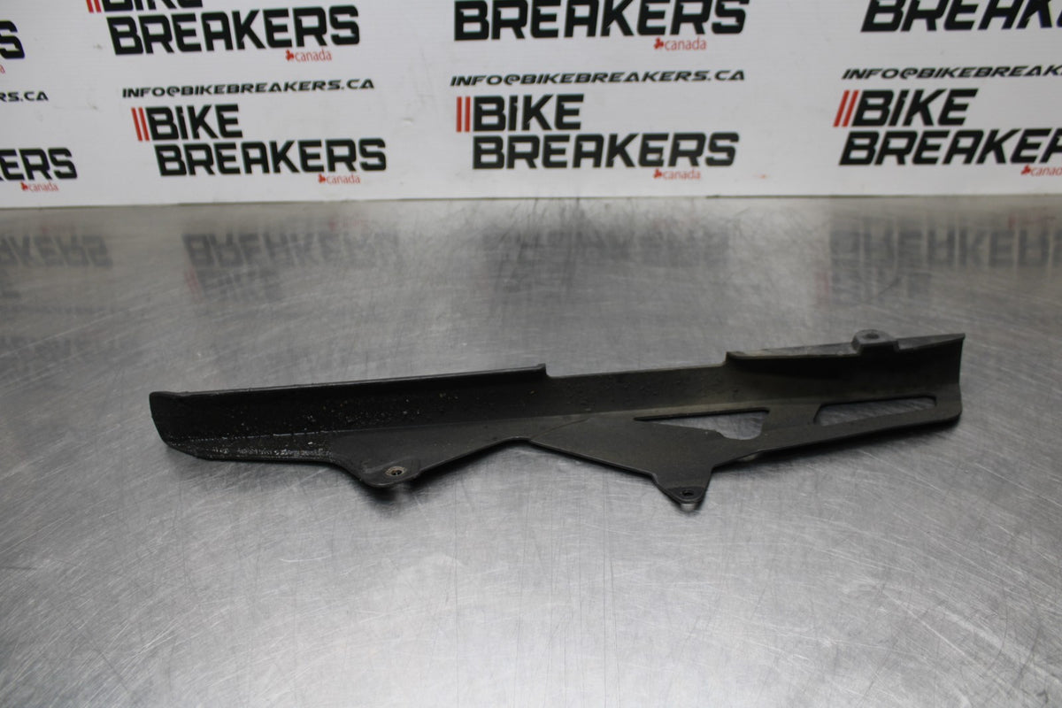 07 SUZUKI GSXR1000 REAR BACK DRIVE CHAIN GUARD COVER SHIELD BB770
