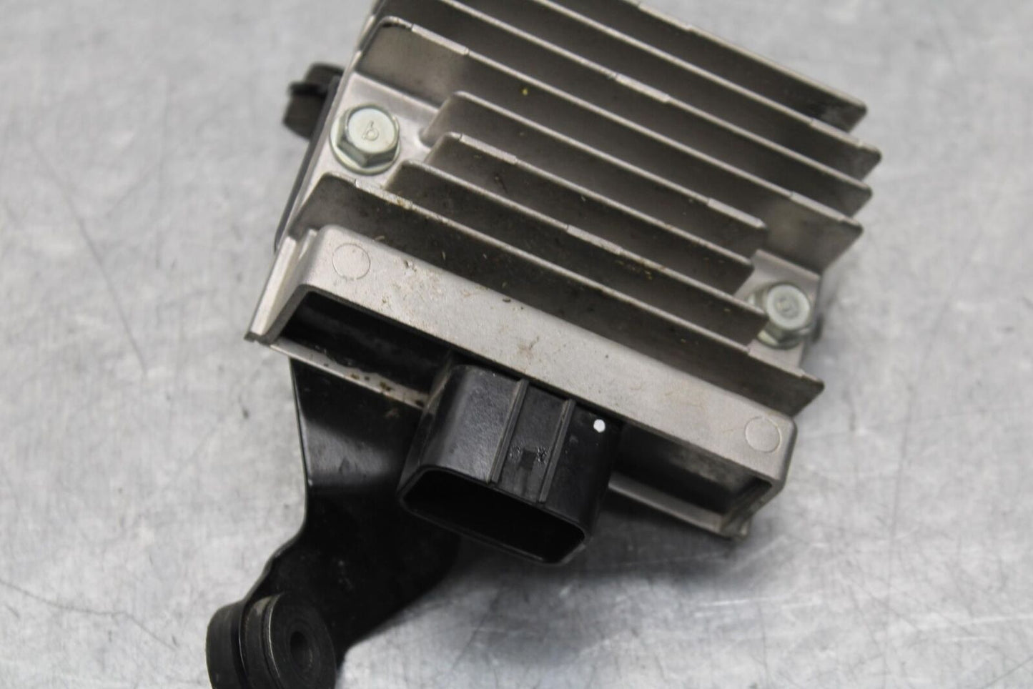 20 KAWASAKI Z400 ER400 ABS RECTIFIER VOLTAGE REGULATOR BB586