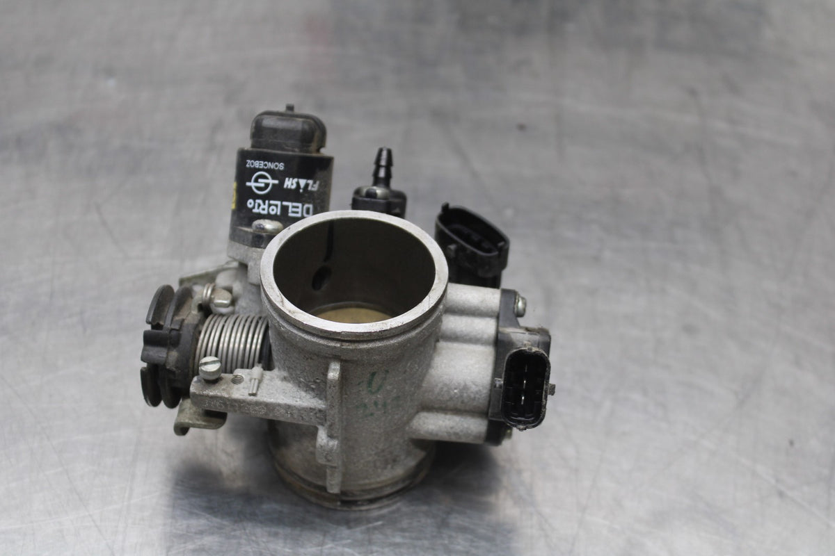 13-16 KTM 390 DUKE MAIN FUEL INJECTORS / THROTTLE BODIES BB815