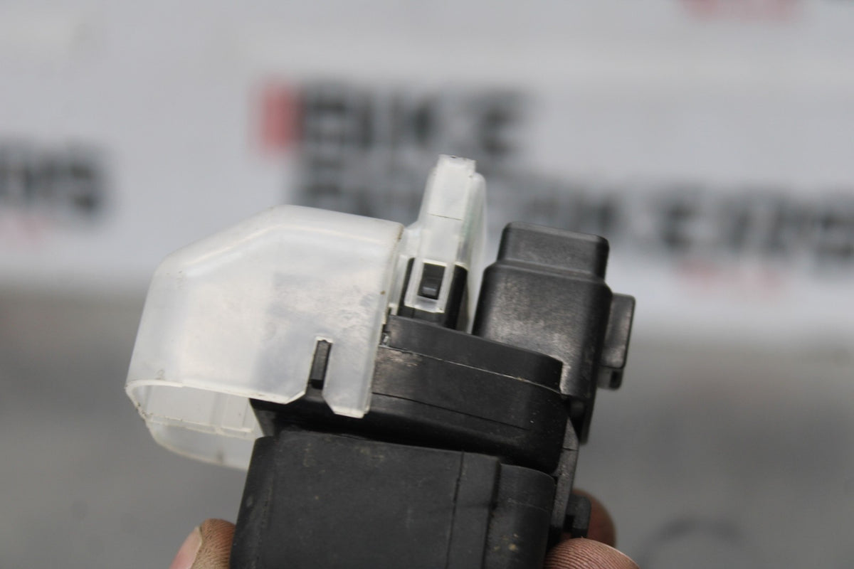 12 TRIUMPH STREET TRIPLE R ENGINE STARTER RELAY STARTING MOTOR SWITCH BB914