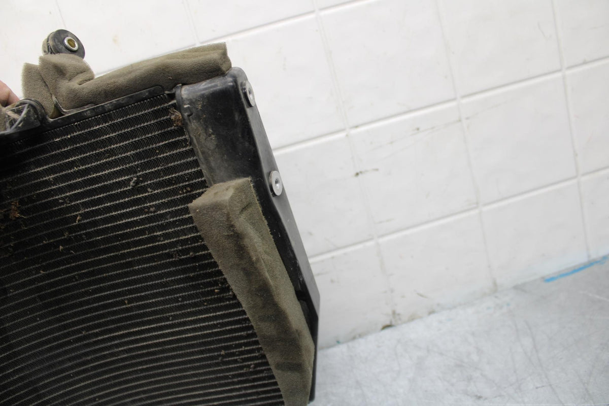08-16 YAMAHA YZF R6 ENGINE RADIATOR MOTOR COOLER COOLING RADIATER BB451