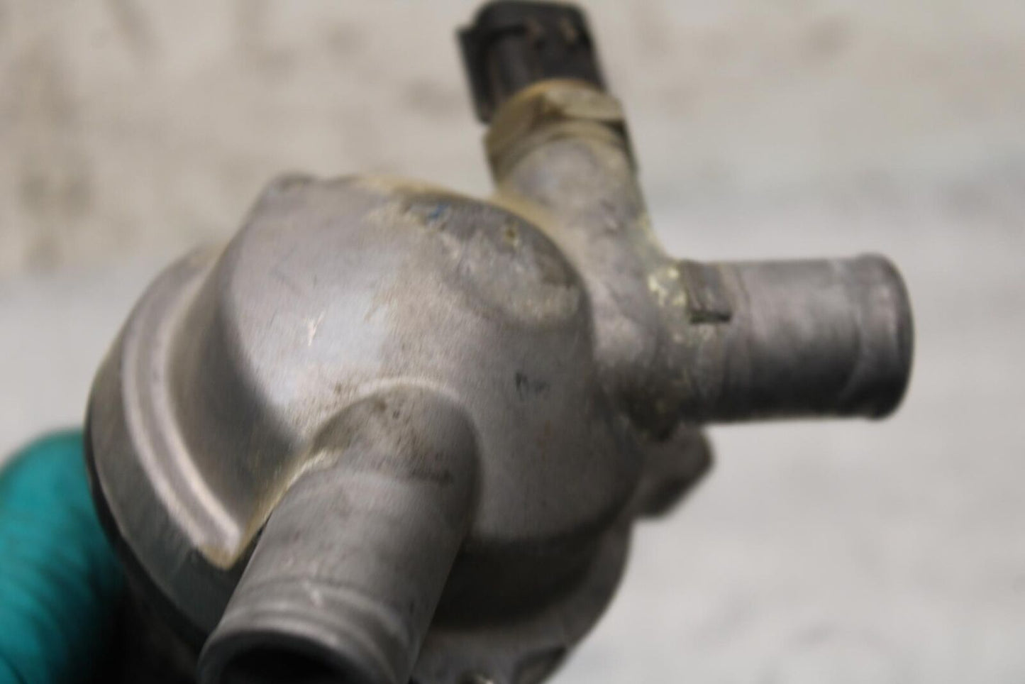 2005 Kawasaki Vulcan 1600 VN1600A Classic THERMOSTAT HOUSING BB574