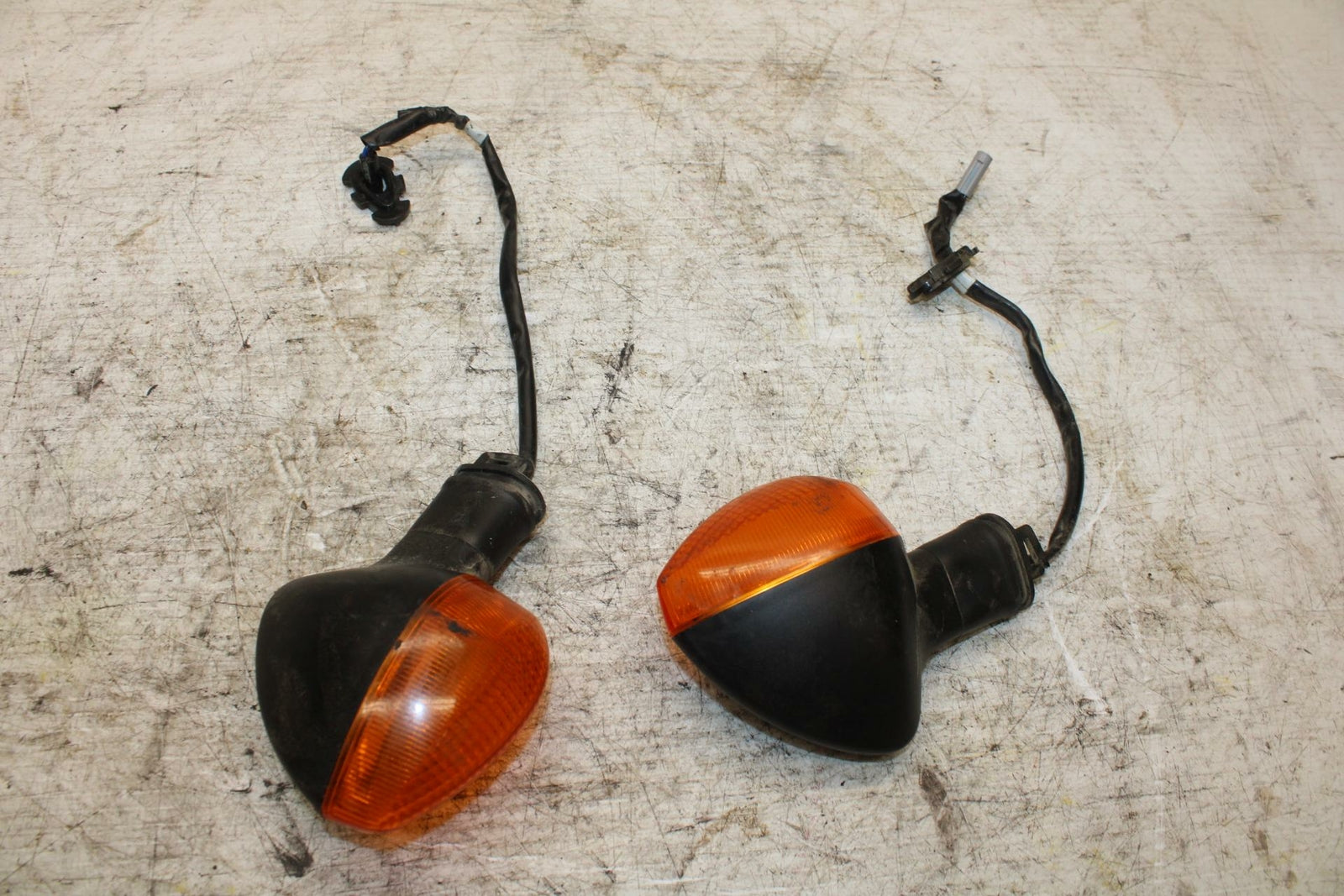 16-21 YAMAHA XSR900 FRONT LEFT RIGHT TURN SIGNALS LIGHT INDICATORS BB370