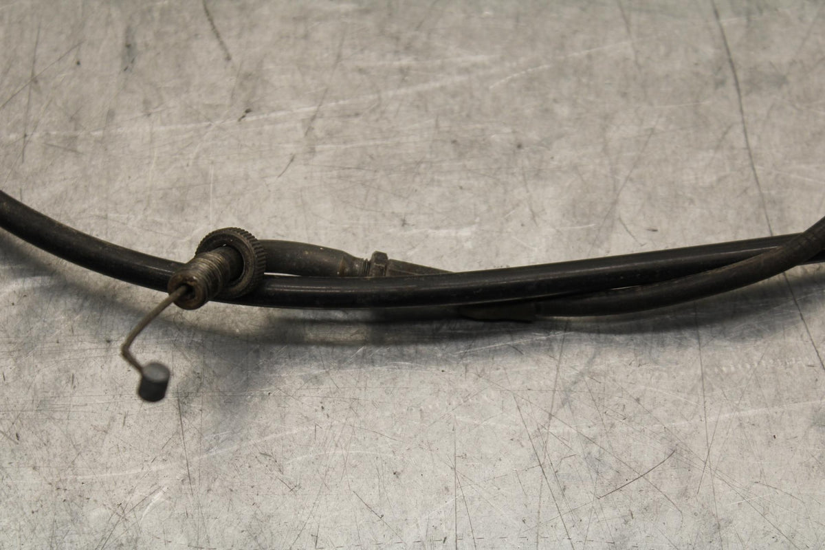 75 SUZUKI GT 550 CLUTCH THROTTLE BRAKECABLE LINE BB67