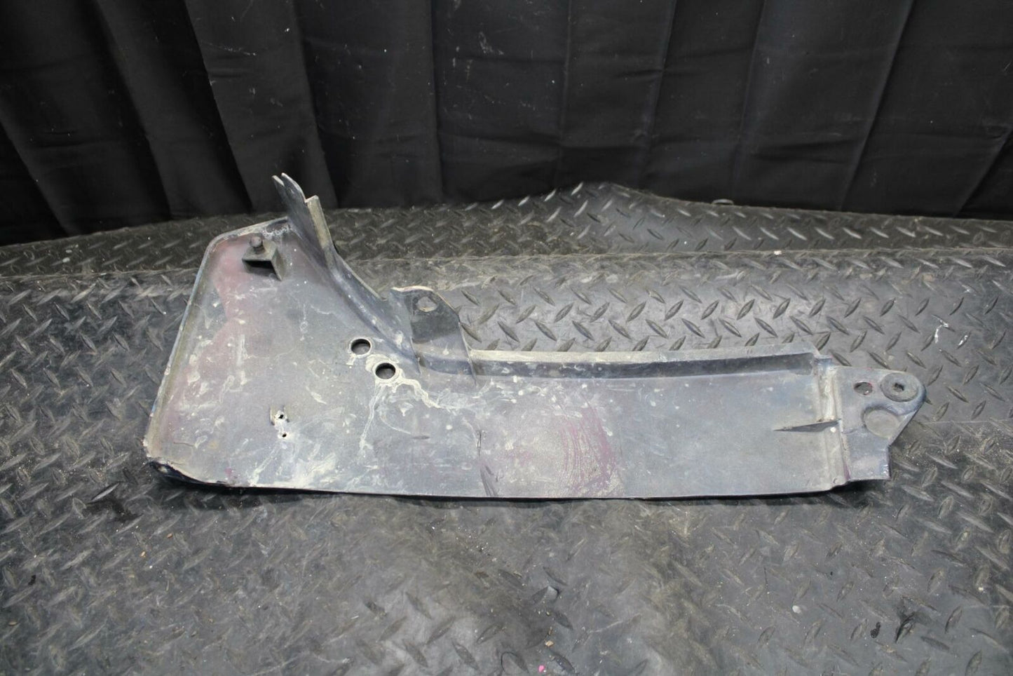 86 SUZUKI GSXR1100 G REAR BACK TAIL FAIRING COWL SHROUD BB227