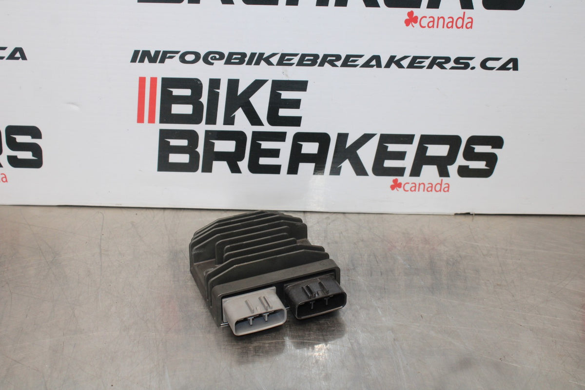 23-24 YAMAHA MT-07 RECTIFIER VOLTAGE REGULATOR BB194