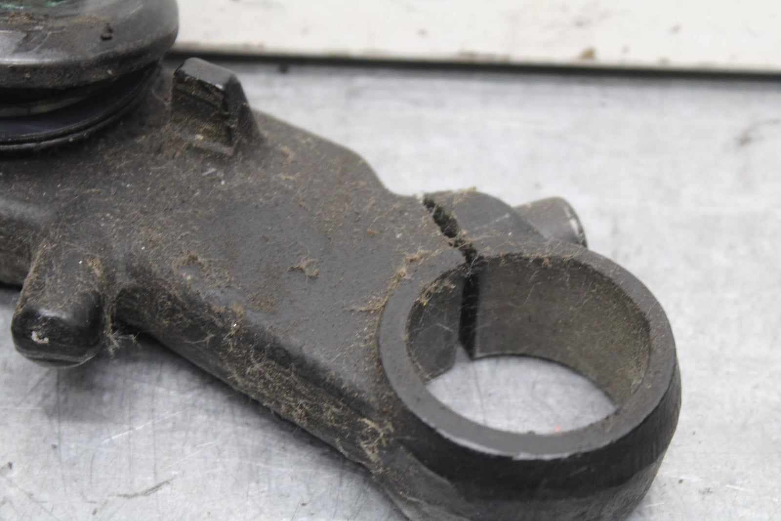 15-16 KAWASAKI EX300 FRONT FORKS CLAMP LOWER TRIPLE TREE STEM BB635