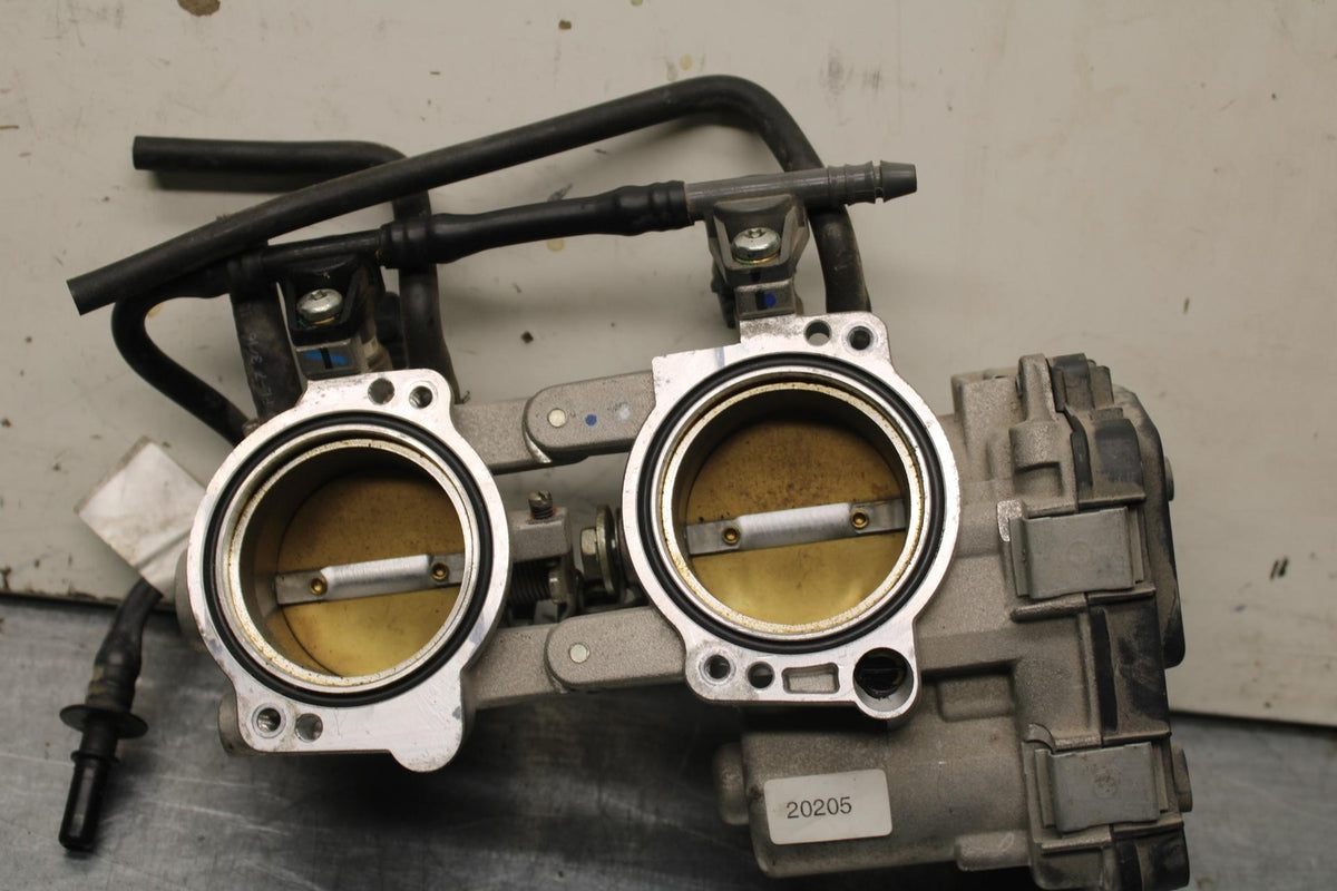 20-23 APRILIA RS660 MAIN FUEL INJECTORS / THROTTLE BODIES BB643