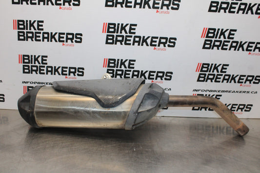 15 TRIUMPH TIGER 800 EXHAUST PIPE MUFFLER SLIP ON CAN SILENCER BB873
