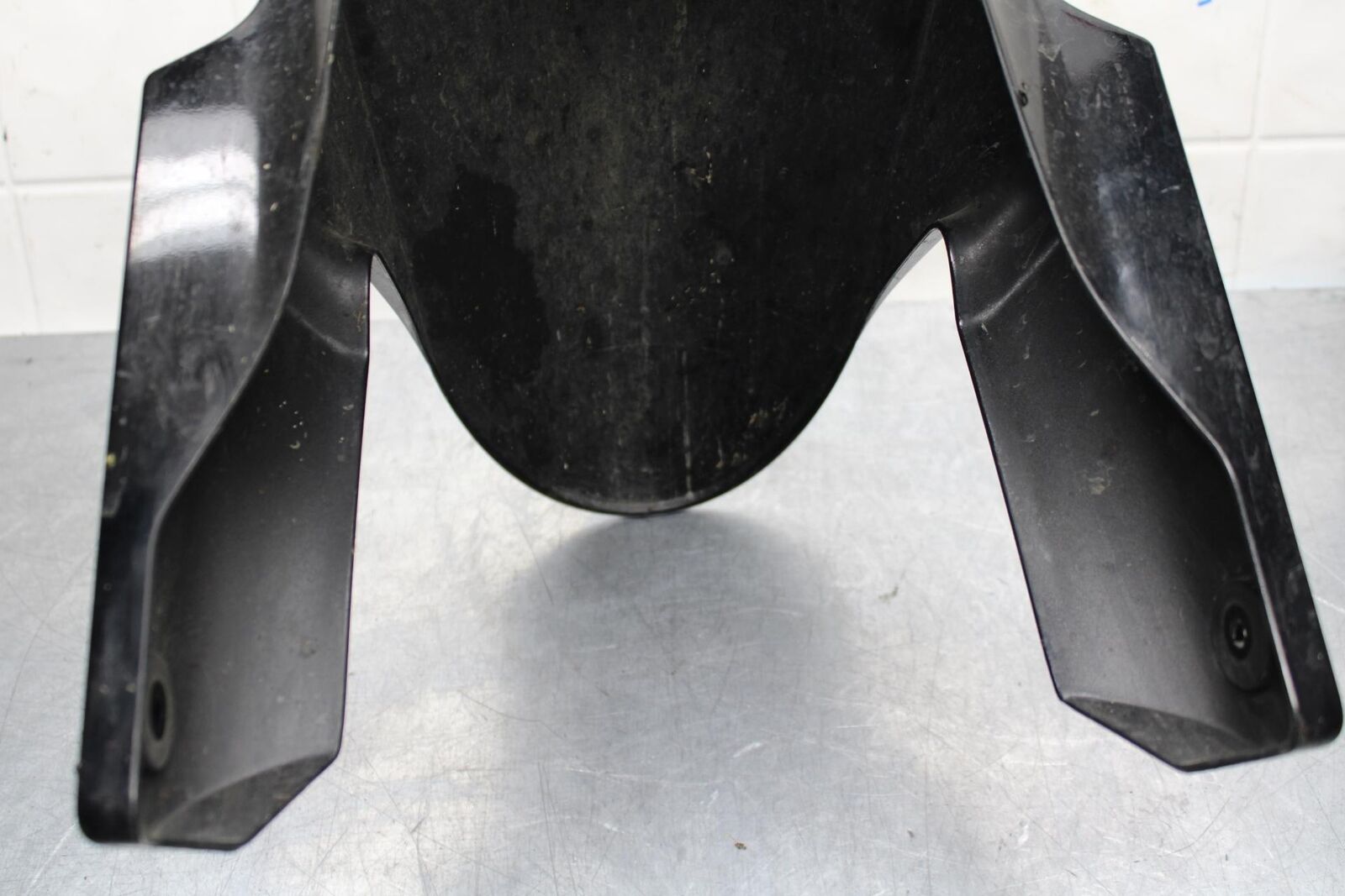 2011 Kawasaki Ninja ZX6R ZX600R FRONT WHEEL FENDER COWL 35004-0118-32N BB587