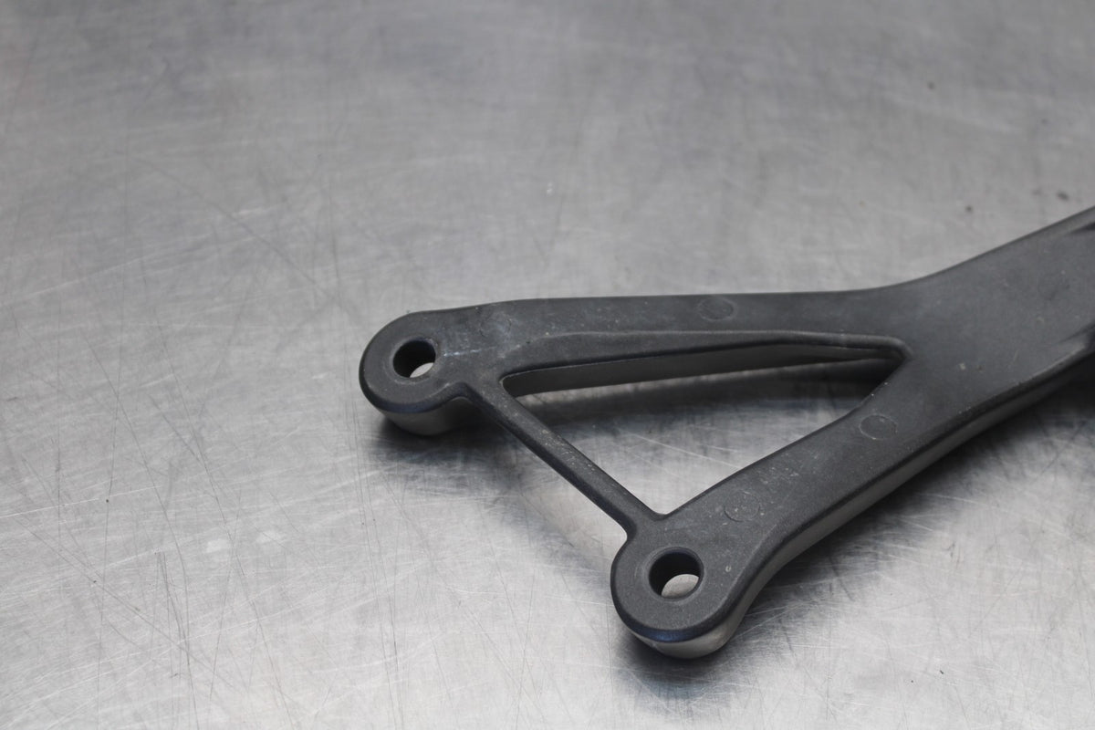 23-26 KAWASAKI NINJA ZX4RR LEFT REAR BACK PASSENGER PEG BB898