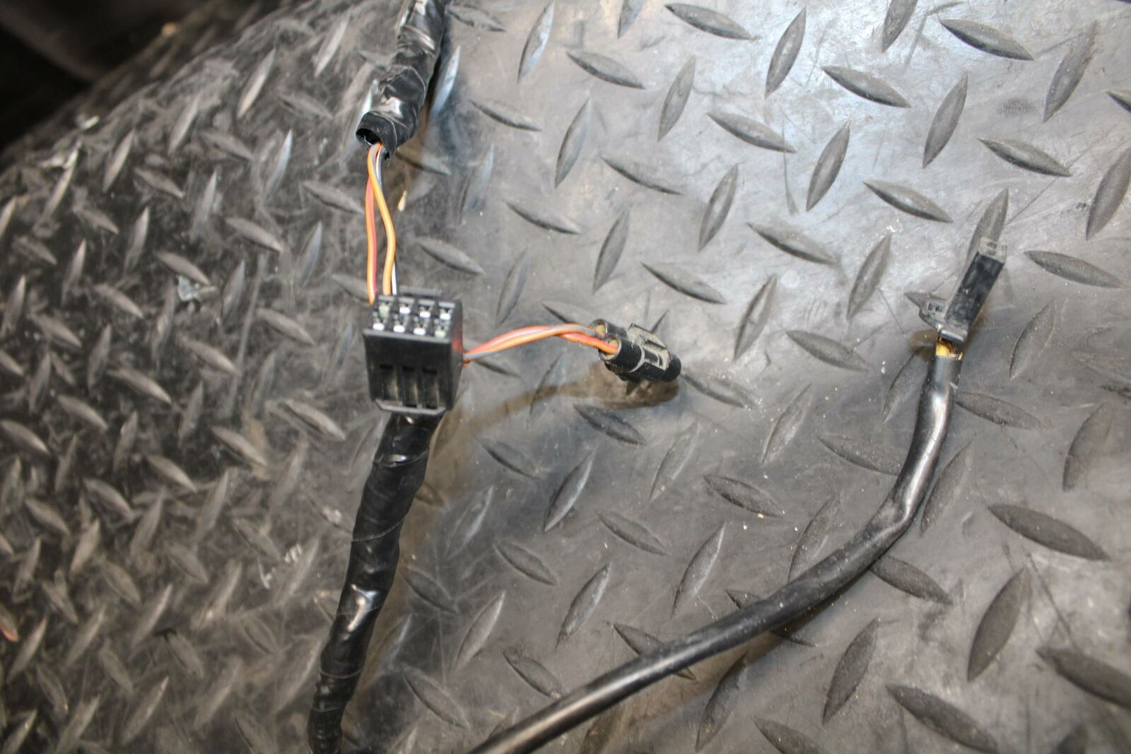09-11 SUZUKI GSXR1000 RIGHT CLIP ON HANDLE KILL OFF START SWITCH SWITCHES BB205