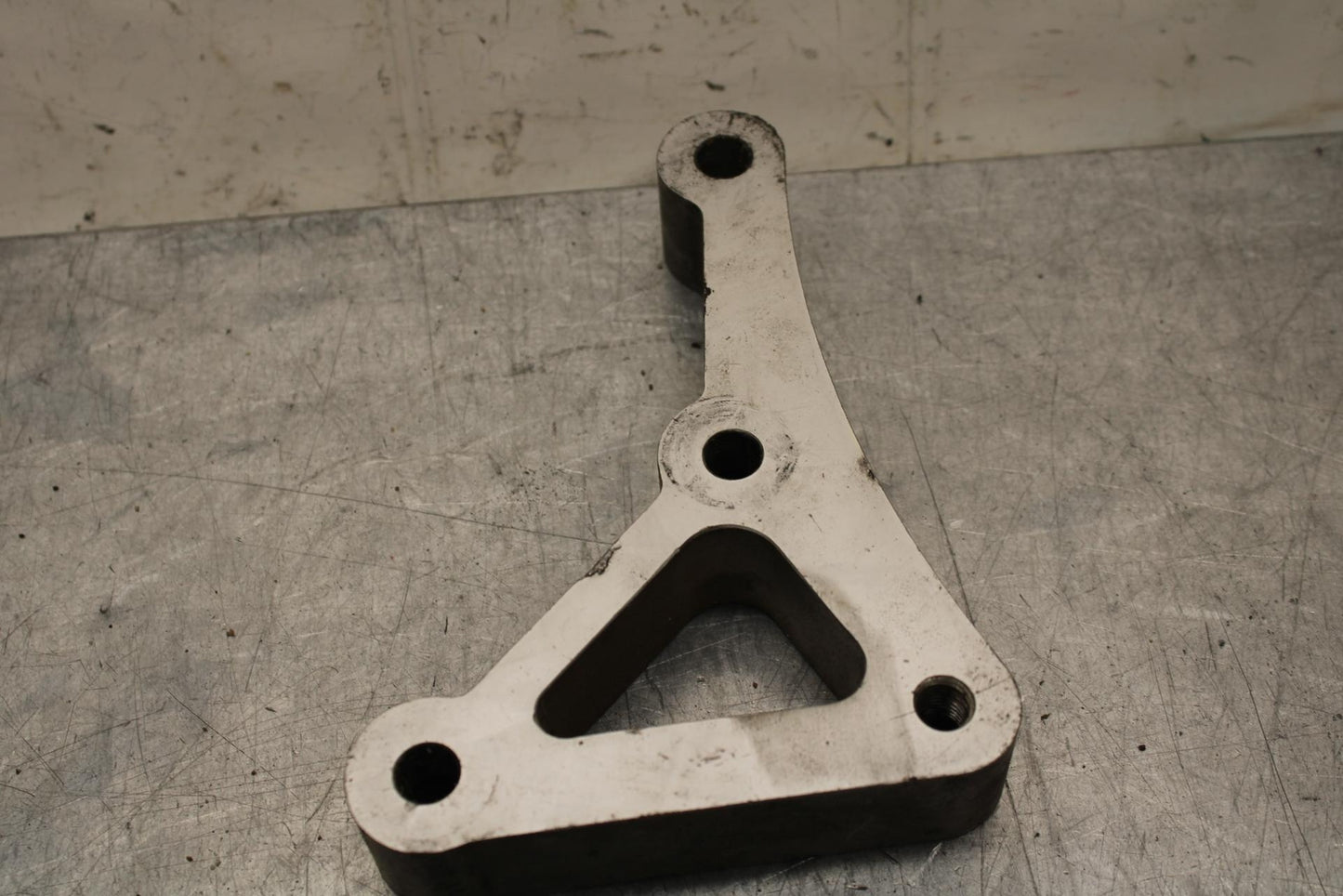 2007 Yamaha YZF R6S REAR DOGBONE SHOCK LINKAGE LINK BB594