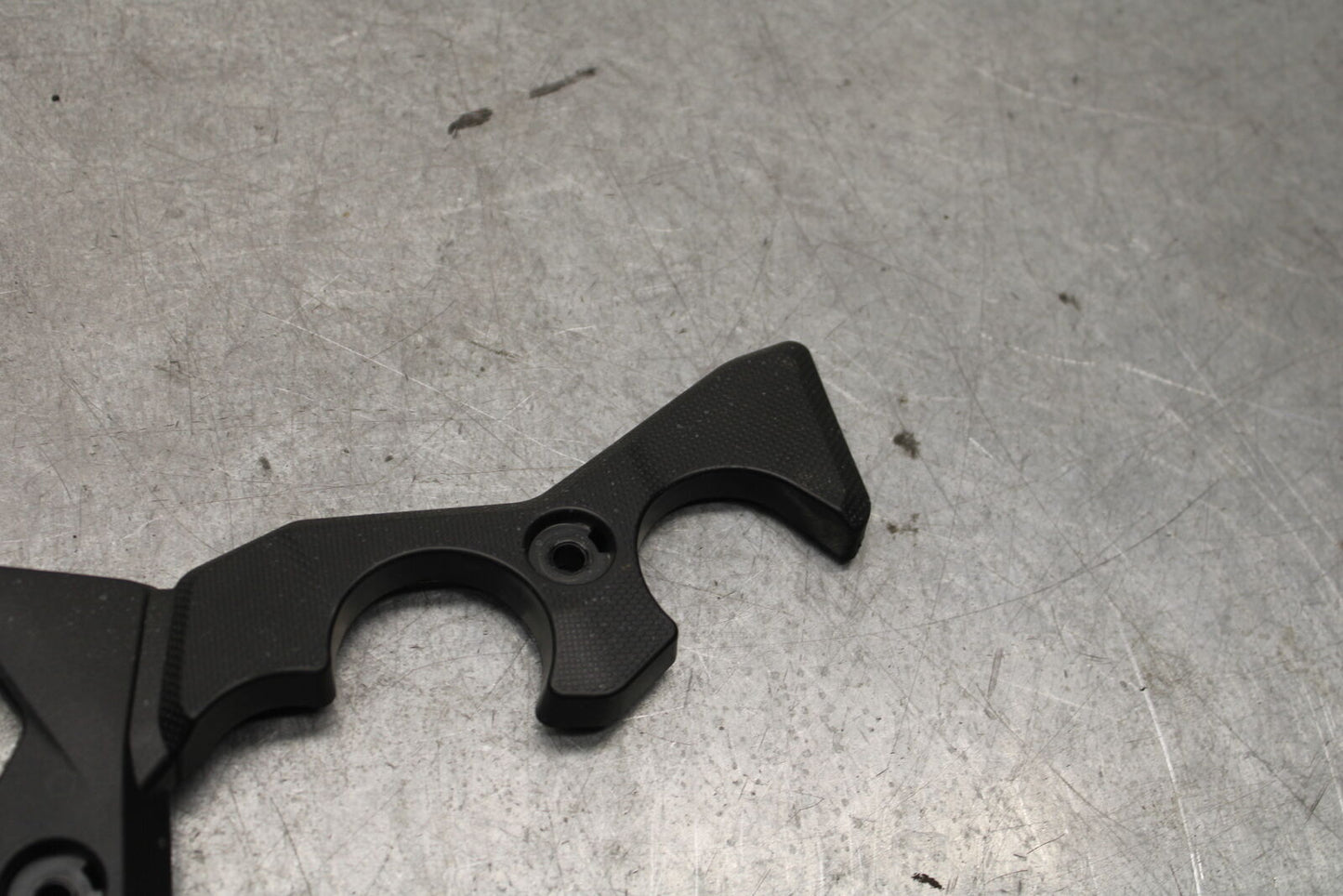 18-23 KAWASAKI NINJA 400 RIGHT LOWER FRAME COVER FAIRING COWL BB660