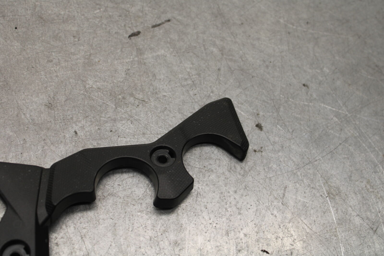 18-23 KAWASAKI NINJA 400 RIGHT LOWER FRAME COVER FAIRING COWL BB660