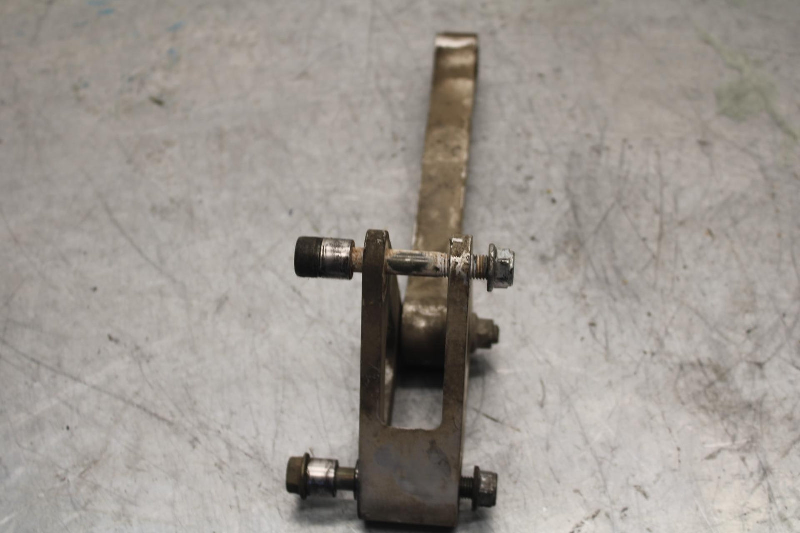 07-08 YAMAHA YZF R1 REAR DOGBONE SHOCK LINKAGE LINK BB425