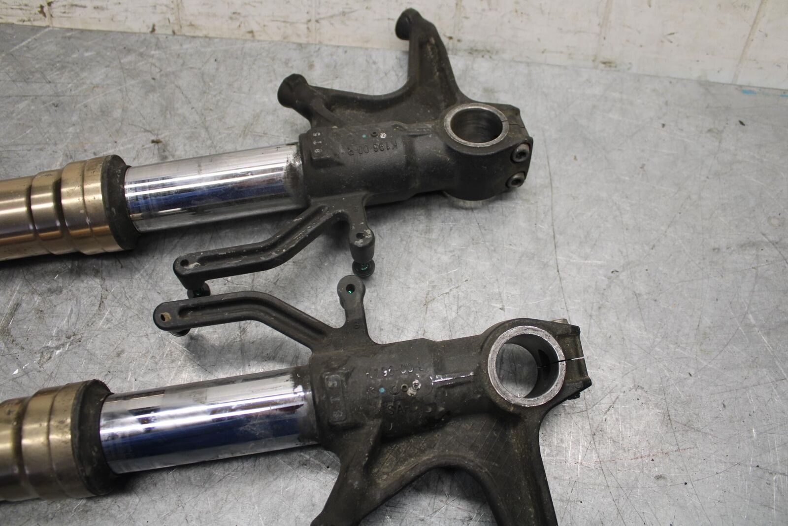 2009 Kawasaki Ninja ZX6R ZX600R FRONT FORKS SHOCK SUSPENSION SET PAIR BB538