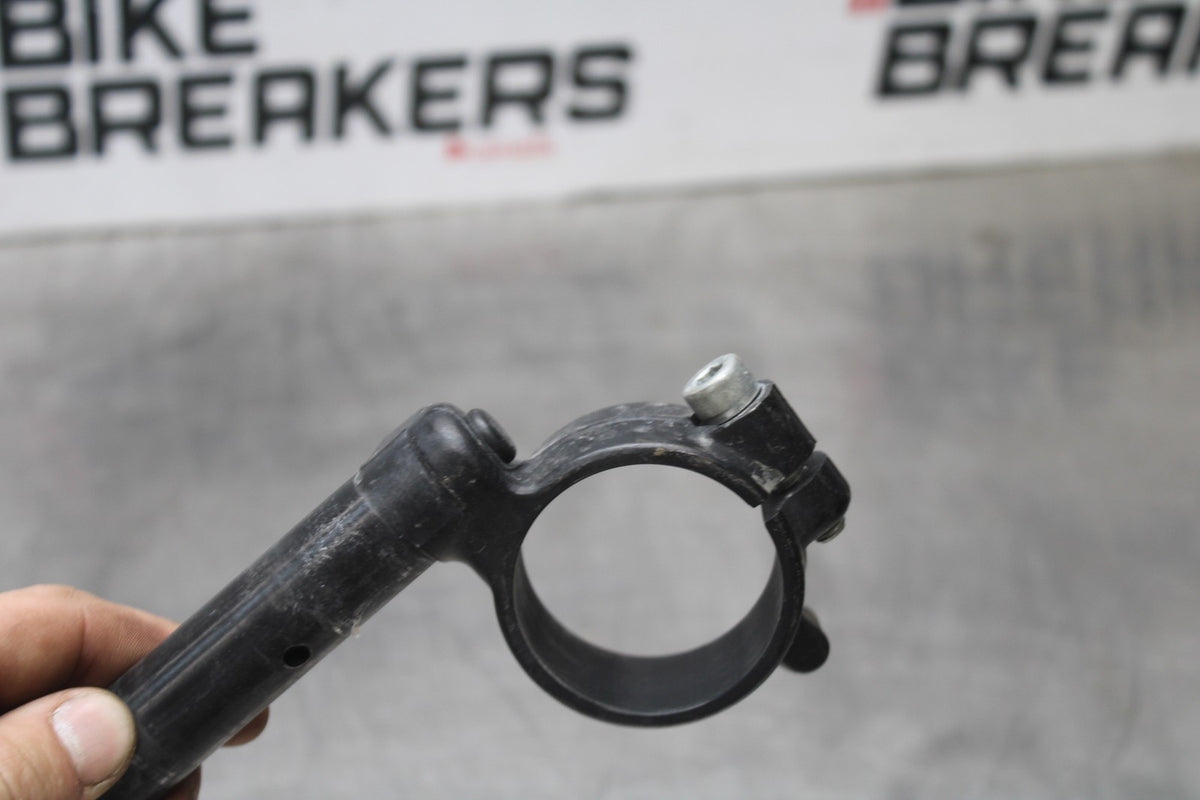 11-26 SUZUKI GSXR750 OEM RIGHT CLIP ON HANDLEBAR BB900