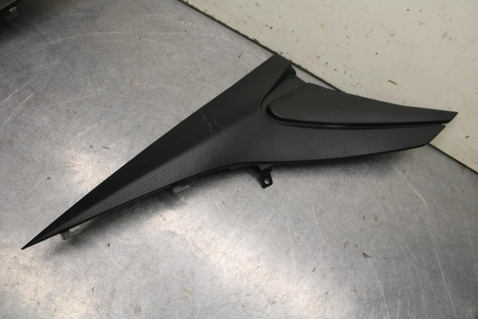20-23 APRILIA RS660 R/L FRONT SIDE PANELS TRIMS COWLS FAIRINGS COVER  BB643