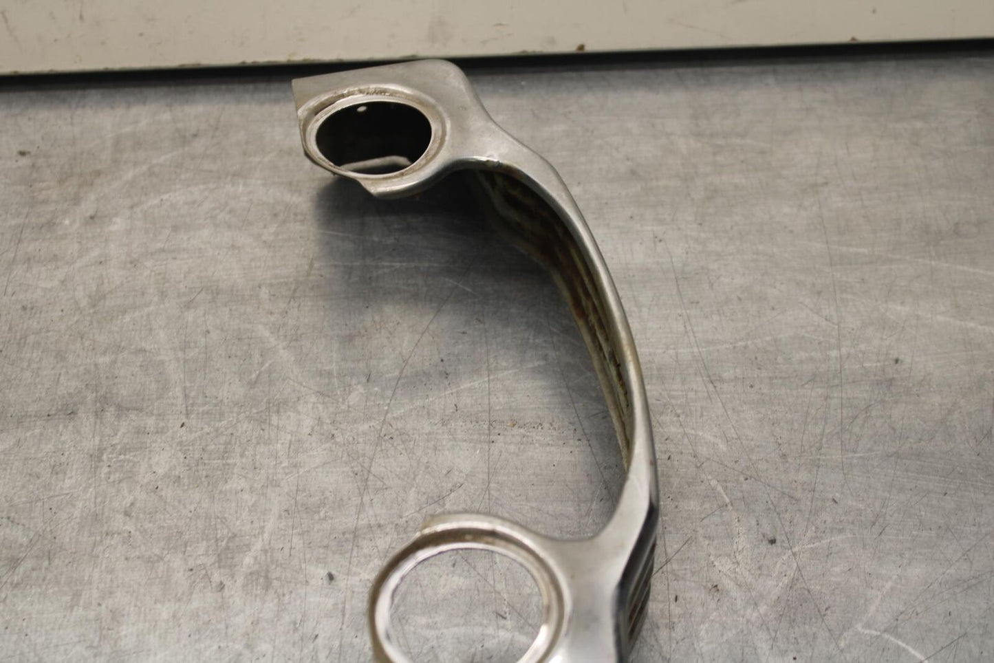 80-83 SUZUKI GS750E LOWER TRIPLE STEM COVER TRIM BB82