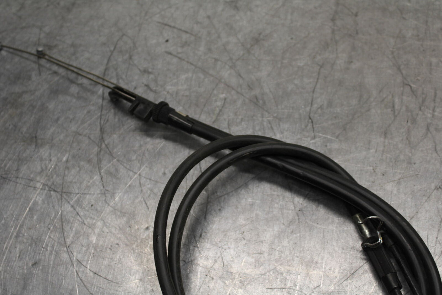 19-22 KAWASAKI Z400 THROTTLE CABLES LINES BB738