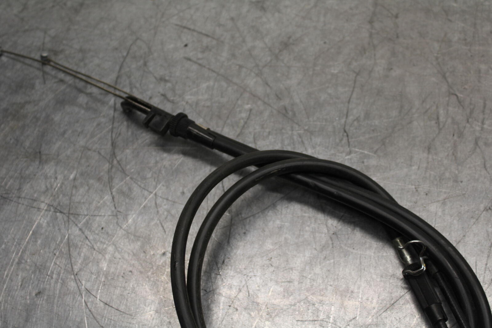 19-22 KAWASAKI Z400 THROTTLE CABLES LINES BB738
