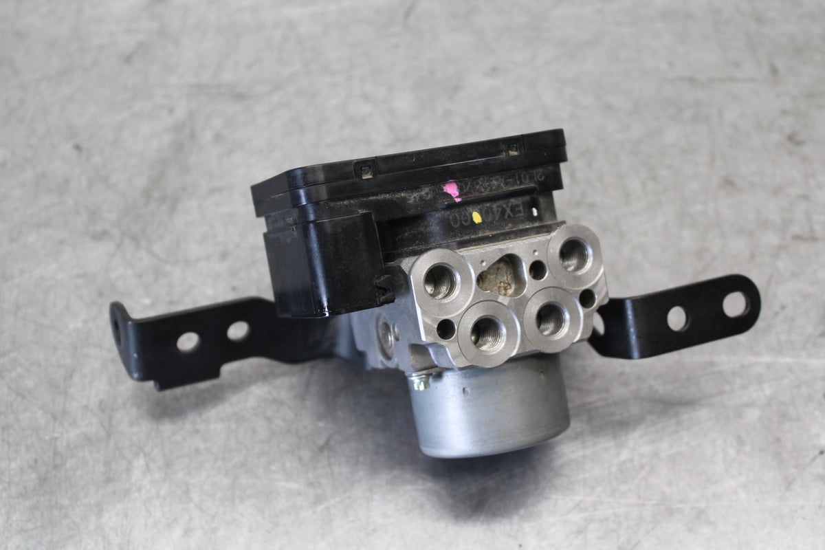 18-23 KAWASAKI NINJA 400 ABS PUMP UNIT MODULE  BB679