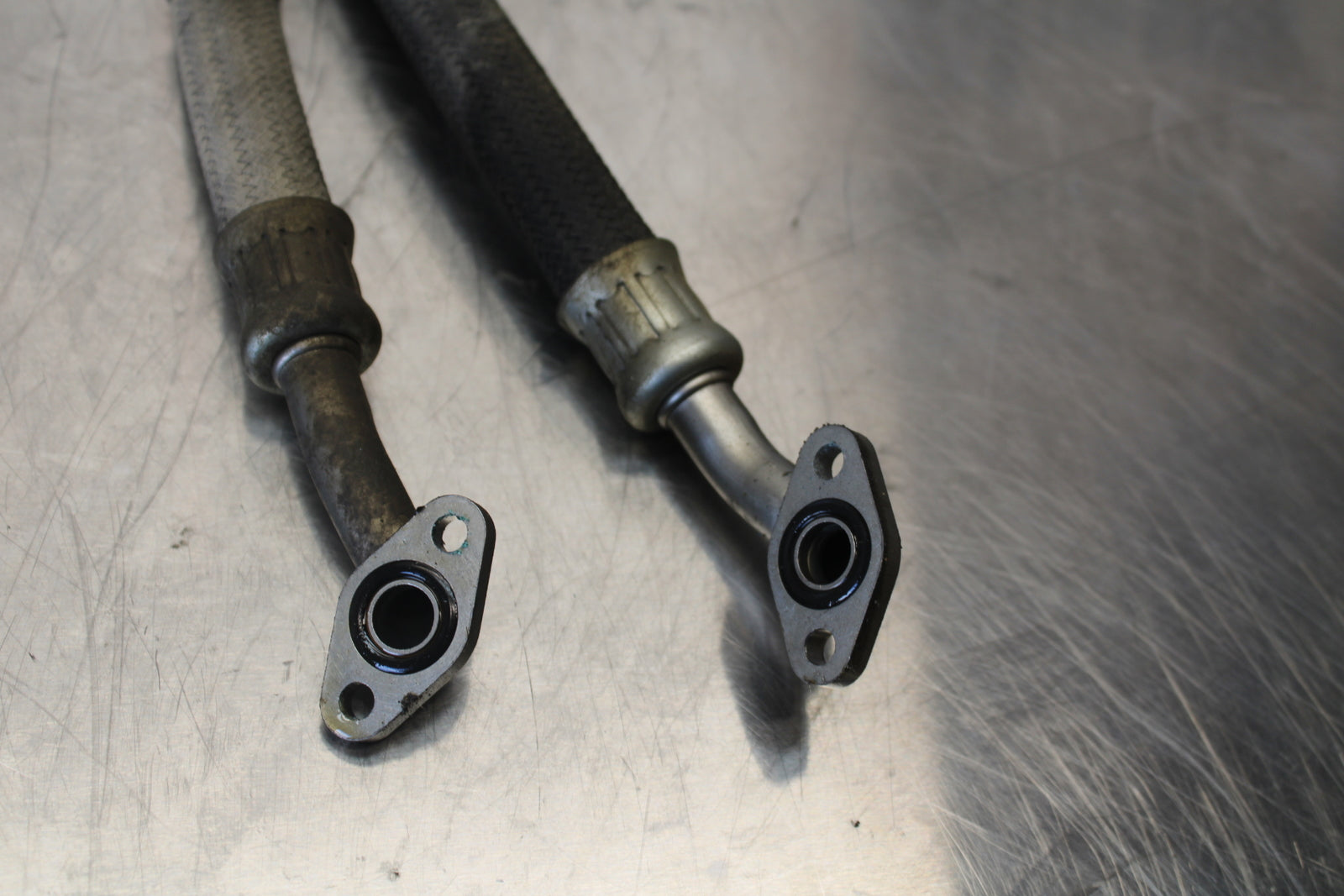 11 SUZUKI GSXR1000 ENGINE MOTOR OIL COOLER HOSES BB142
