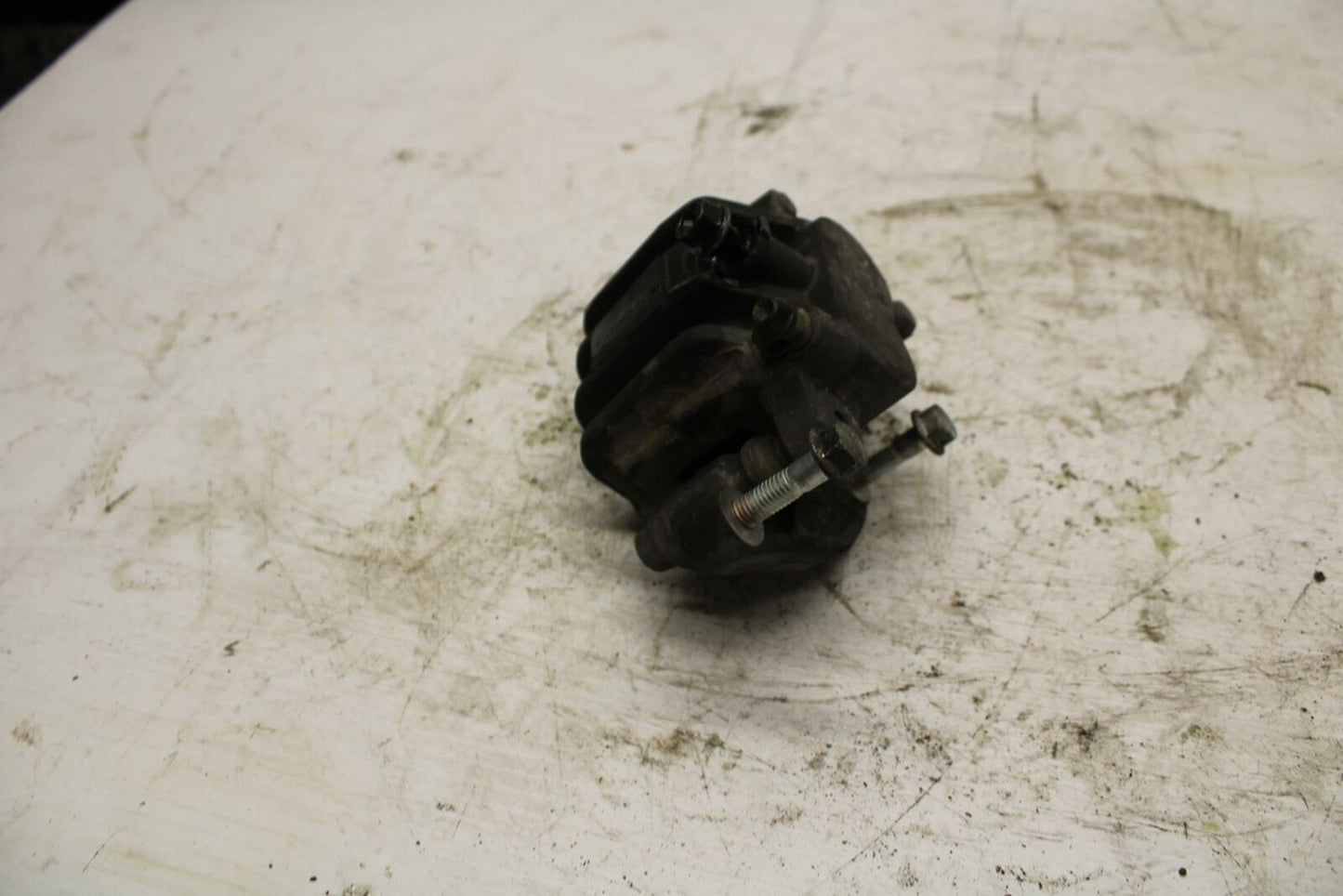 06 HONDA SHADOW 750 VT750C LEFT FRONT BRAKE CALIPER BB352