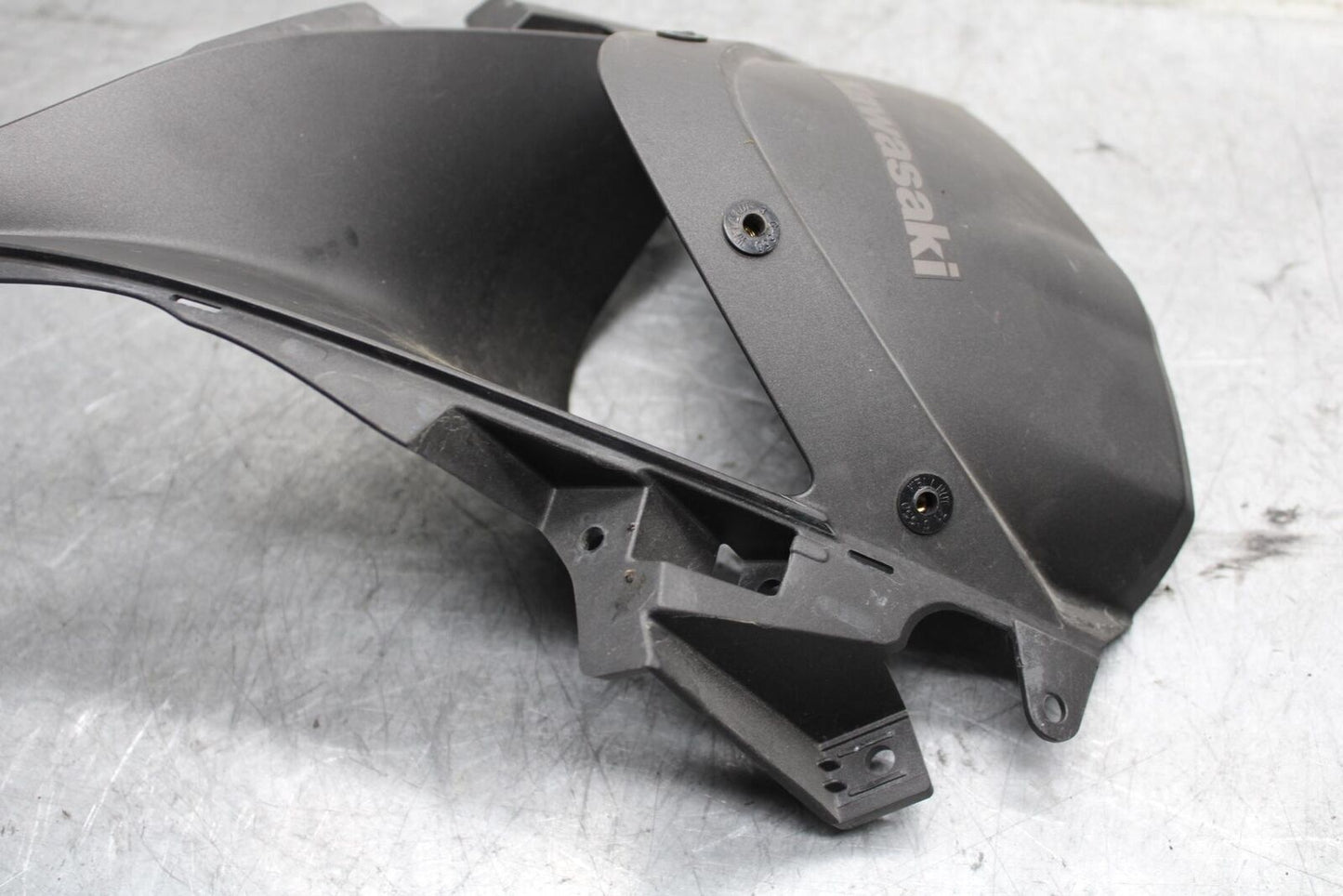 2009 Kawasaki Ninja ZX6R ZX600R FRONT CENTER COWL FAIRING 55028-0290-18T BB548