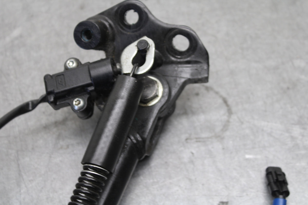 22-24 YAMAHA XSR900 KICKSTAND SIDE KICK STAND BB683