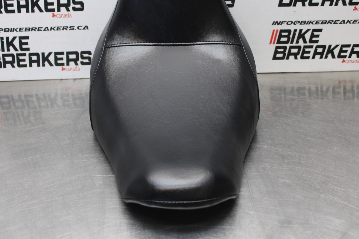 22 HARLEY-DAVIDSON SOFTAIL FRONT DRIVERS SEAT BB859