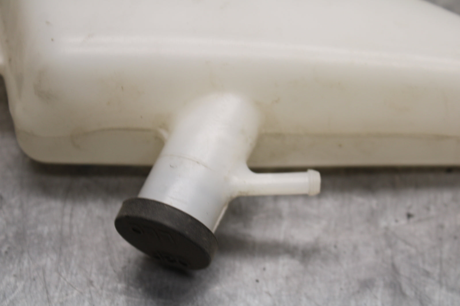 08-10 SUZUKI GSXR750 COOLANT WATER TANK RESERVOIR BOTTLE BB119