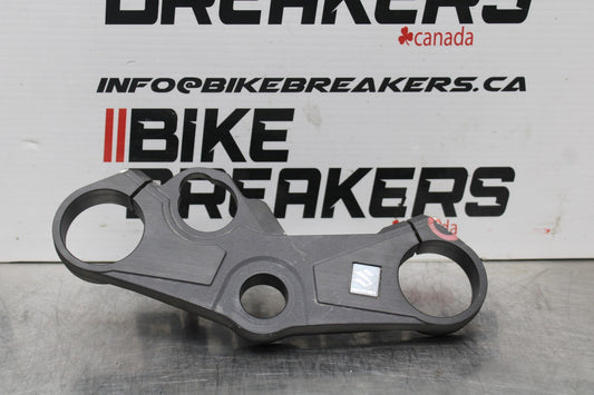 24-25 SUZUKI GSXR1000 FORKS UPPER TRIPLE TREE CLAMP BB767