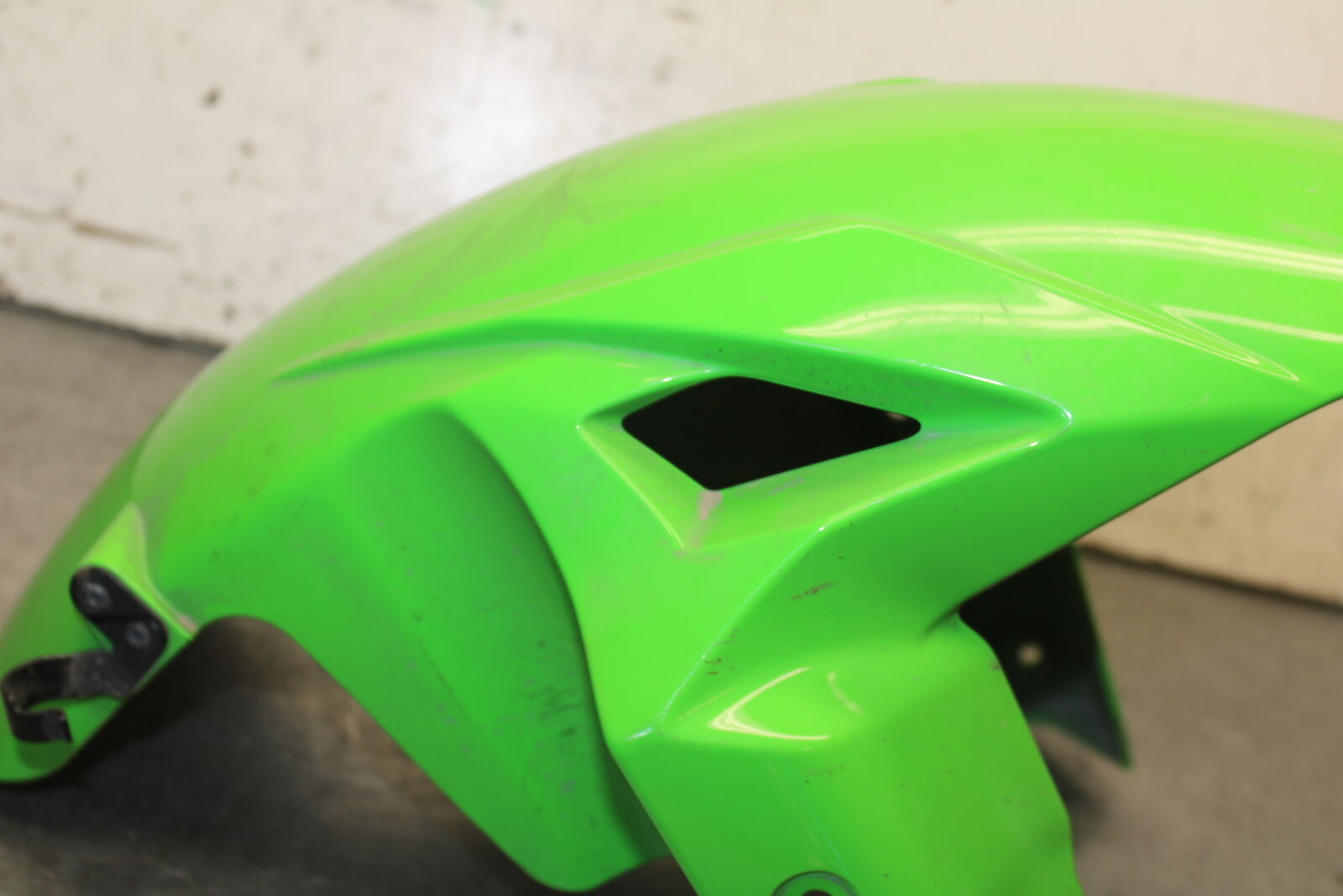 19-23 KAWASAKI NINJA ZX6R FRONT WHEEL FENDER COWL FAIRING BB701