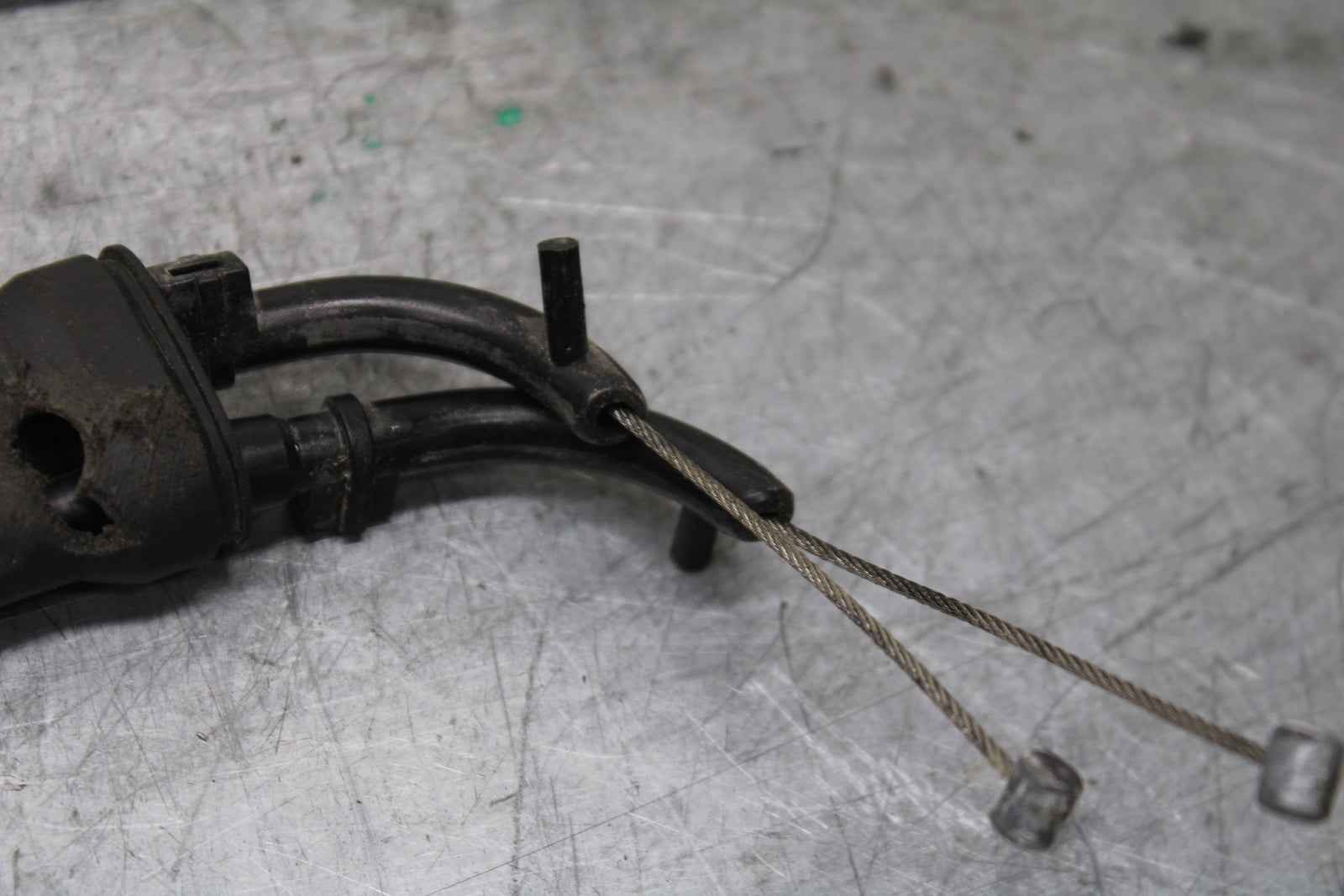 00-05 KAWASAKI NINJA ZX12R THROTTLE CABLES LINES BB121