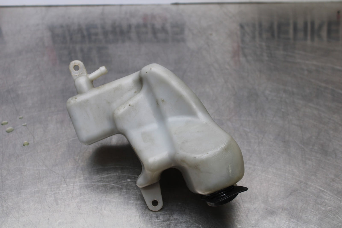 05 TRIUMPH ROCKET III COOLANT WATER TANK RESERVOIR BOTTLE BB186