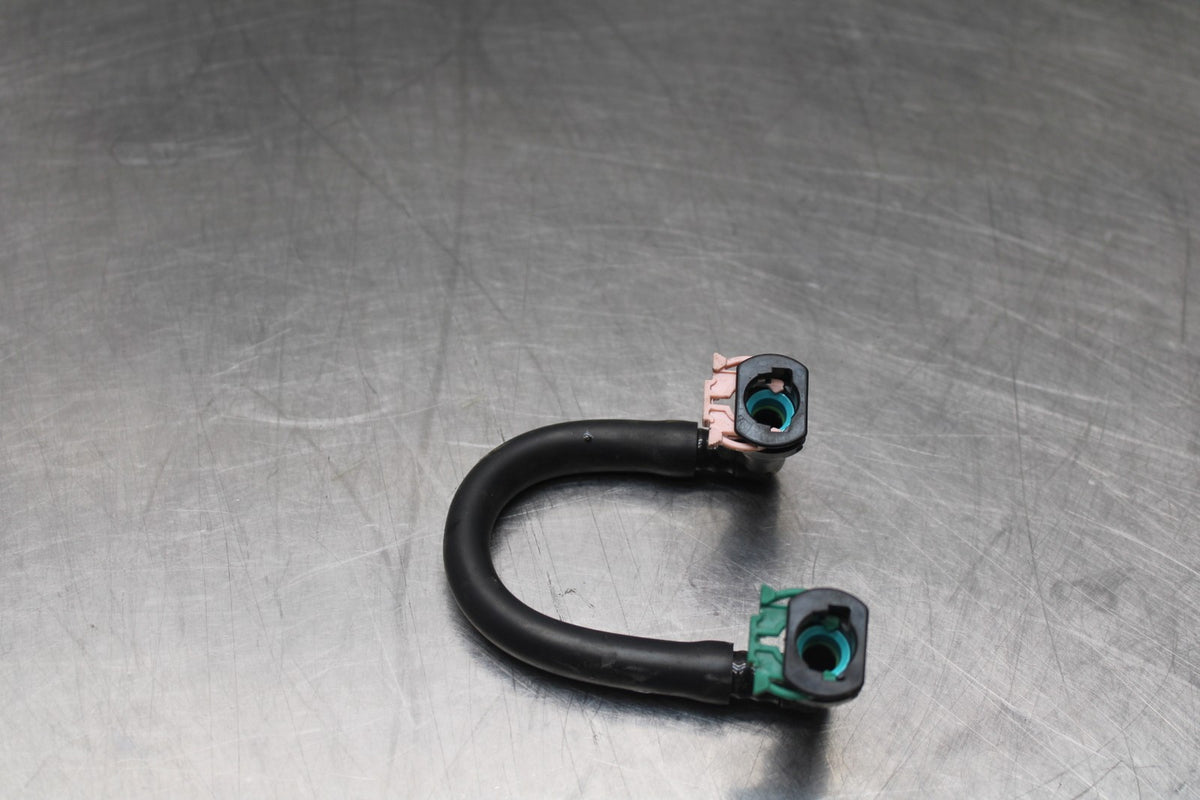 20-25 SUZUKI GSXR750 FUEL HOSE GAS LINE TUBE PIPE BB810