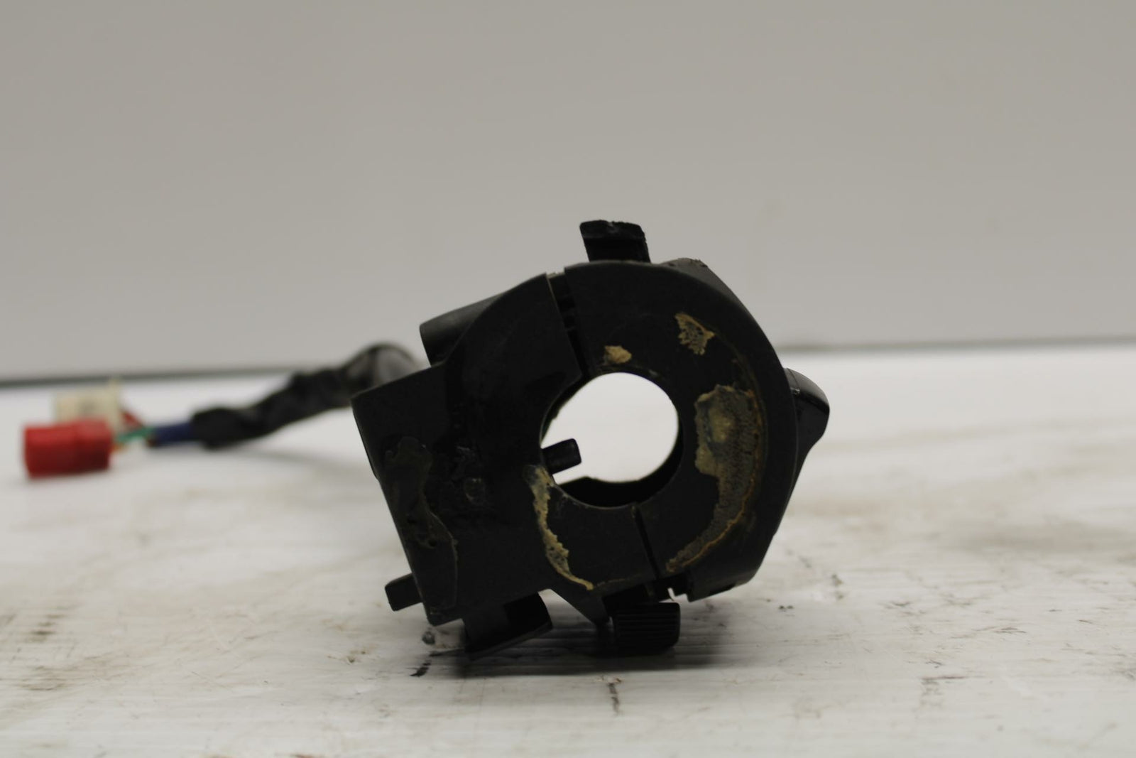 18-20 HUSQVARNA VITPILEN 401 LEFT CLIP ON HANDLE HORN SIGNALS SWITCH BB248