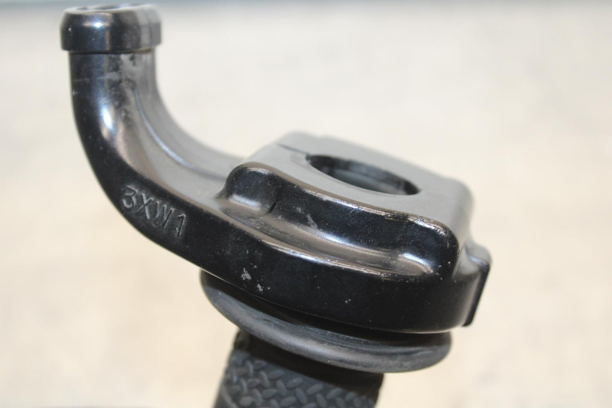 2007 Yamaha YZF R1 THROTTLE CABLE LINE HOUSING GUIDE 3XW-26282-01-00 BB83