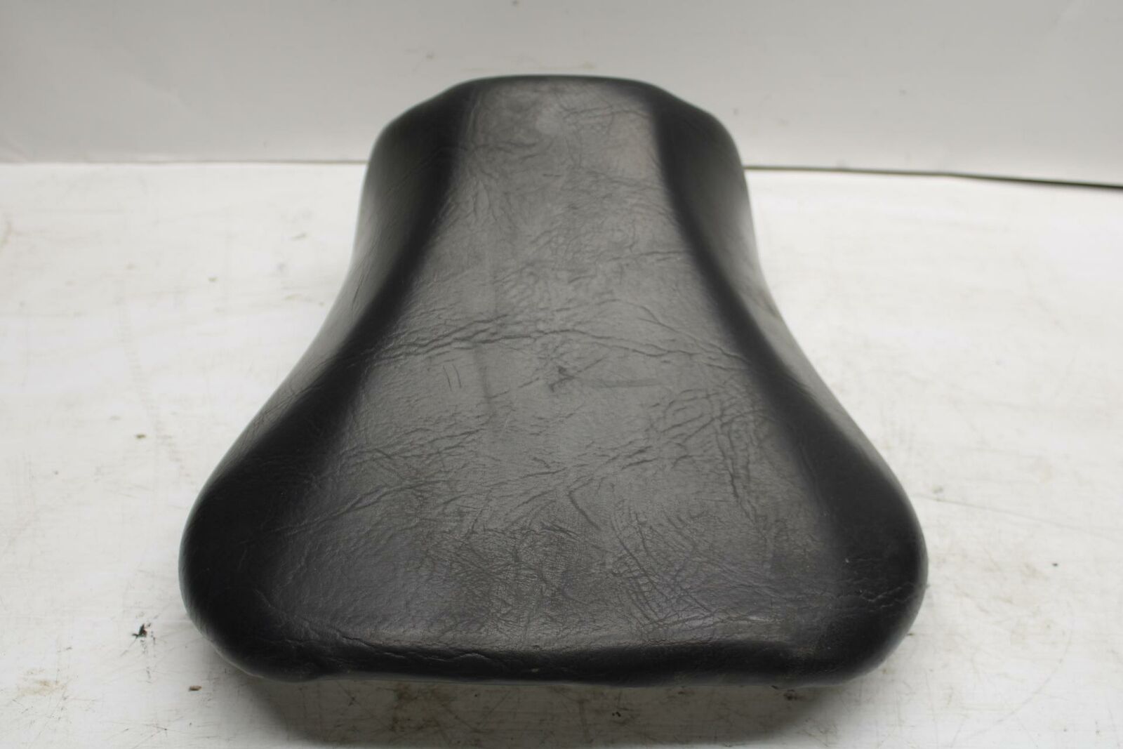 04-05 SUZUKI GSXR750 FRONT DRIVERS SEAT PAD SADDLE PILLION BB270