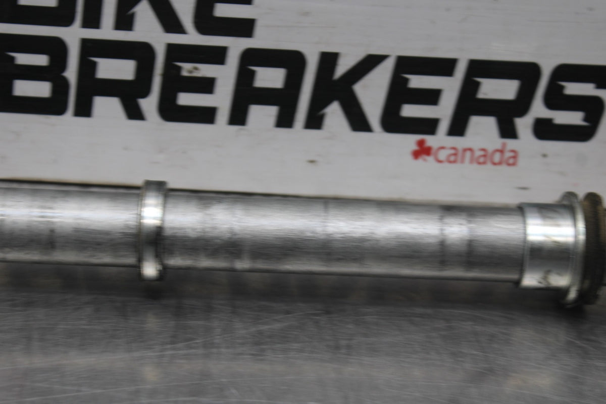 16 DUCATI 959 PANIGALE REAR AXLE BACK WHEEL RIM PIVOT BOLT AXEL BB912