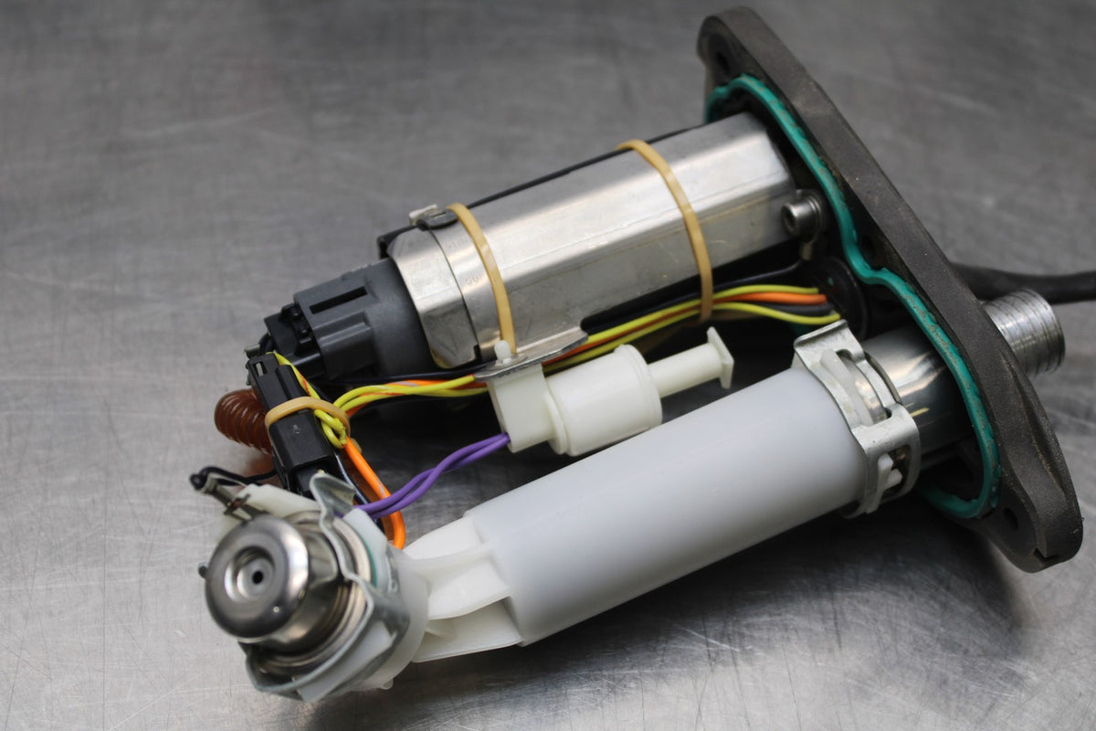 07 HARLEY-DAVIDSON SPORTSTER 1200 CUSTOM XL1200C FUEL GAS PUMP BB833