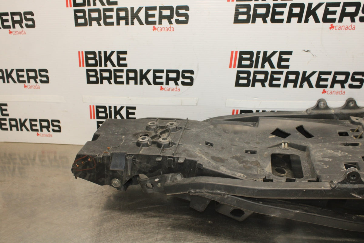 03 YAMAHA YZF R1 REAR SUBFRAME BACK SUB FRAME BB895