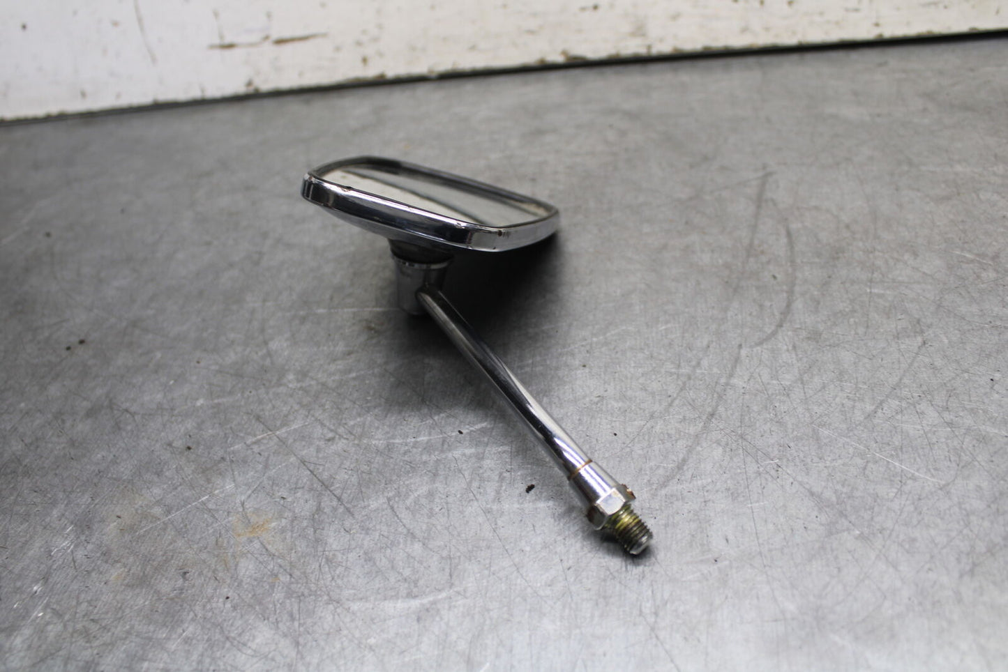 85-86 SUZUKI MADURA 1200 RIGHT SIDE REAR VIEW MIRROR  BB691