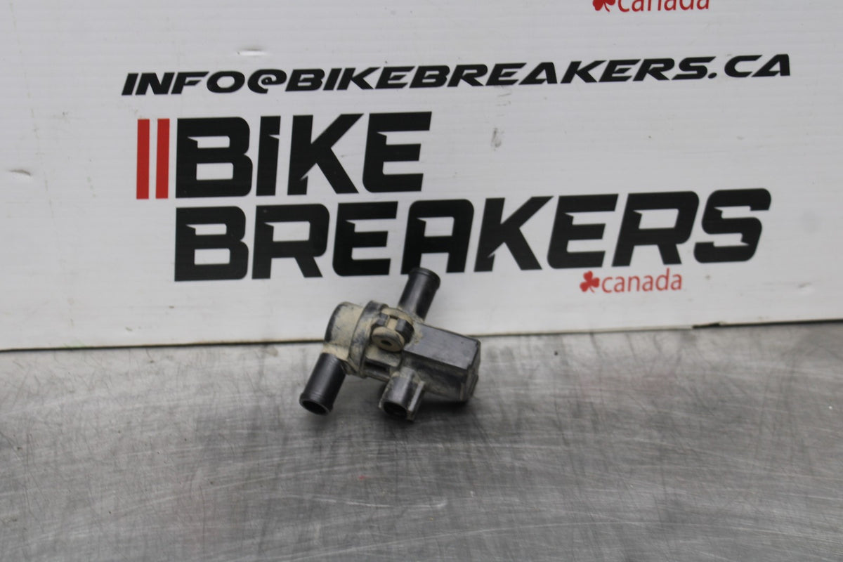 15 TRIUMPH TIGER 800 AIR VALVE SOLENOID TOP ENGINE SWITCH SENSOR BB873