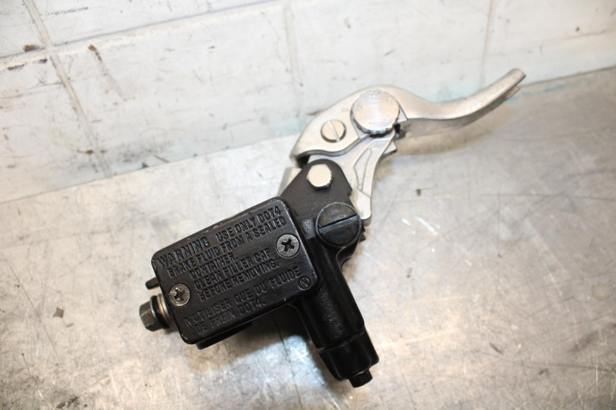 2016 Honda CBR500R FRONT BRAKE MASTER CYLINDER BB45